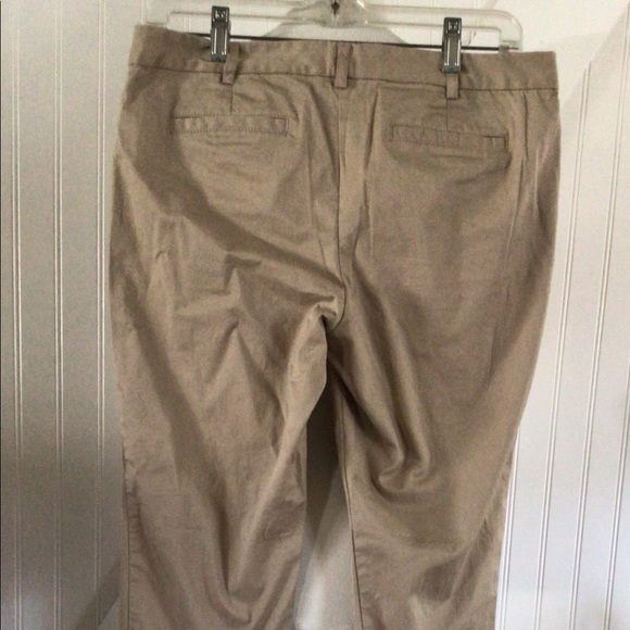 Michael Kors Mid Rise Khaki Chino Ankle Pants - Picture 3 of 6